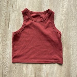 Maroon ribbed crop top